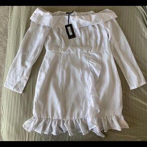 PRETTYYLITTLETHING white off shoulder dress